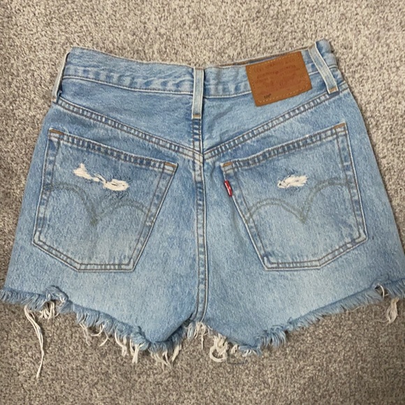 New Levi 501 shorts! - Picture 3 of 3